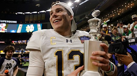 Notre Dame, buoyed by transfers, knocks Georgia out of CFP