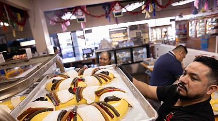 Tradition of Rosca de Reyes, or Three Kings Cake, continues to grow in Dallas-Fort Worth