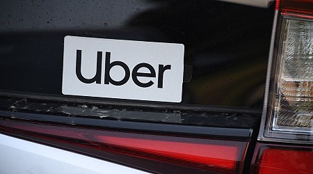 Urn Left in Uber Leads to Online Mystery