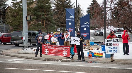 Ski patrol strike in Park City shuts down most of the biggest US ski area