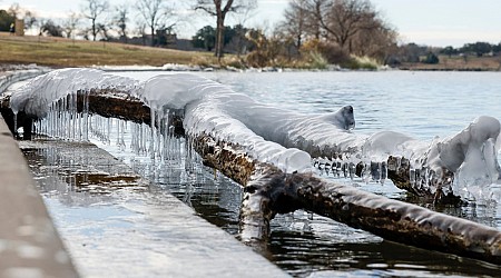 Sunday Outlook: A big drop in temperatures with hard freezes on the way