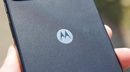 Motorola phones have 3 serious problems that need to go away in 2025