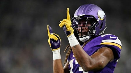 Vikings' Aaron Jones Calls Out Critics: They Said We'd Win 6 Games and Finish Last