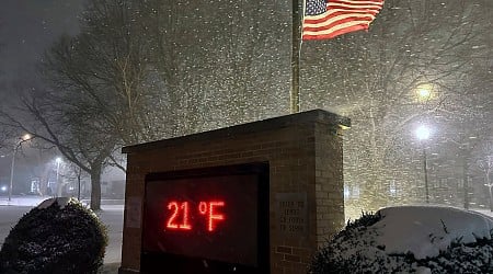 Winter storm hammers eastern US; over 60 million face blizzard conditions