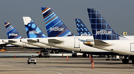 JetBlue Fined for Delays, Hyatt Acquisition Talks, Winter Weather Travel Tips