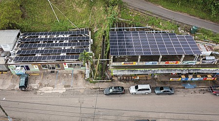 How Renewable-Powered Microgrids Help Towns Weather Hurricanes, Wildfires, and More