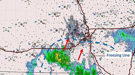 At least 1 dead as major ice storm strikes Iowa and eastern Nebraska