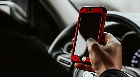 Colorado Bans Holding Cell Phones While Driving: What to Know