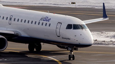 Boston police arrest JetBlue passenger who opened security exit