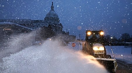 Wild weather spreads across the U.S.