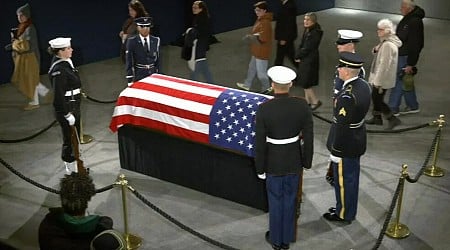 Many Pay Their Respects to Jimmy Carter in the Georgia Cold