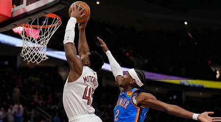 Cavaliers win 11th consecutive game after topping the Thunder in historic NBA matchup