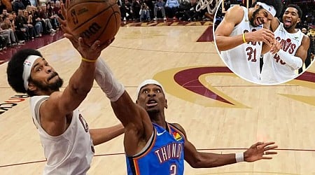 Cavaliers snap Thunder's 15-game win streak in battle of NBA's best