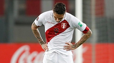 Paolo Guerrero dice adiós 20 años después