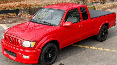 2003 Toyota Tacoma S-Runner XtraCab V6 5-Speed at No Reserve