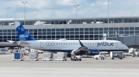 After Fighting With Girlfriend, Furious JetBlue Passenger Storms Down Aisle And Deploys Emergency Slide: ‘Got Mad, Got Up, Grabbed The Door’