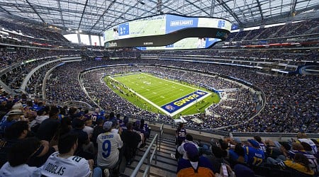 Vikings vs Rams Wild Card Playoff Game Moved to Arizona Amid LA Wildfires