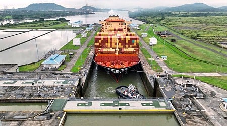 Lawmaker introduces bill to allow purchase of Panama Canal