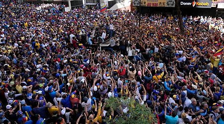 Venezuelan President Nicolás Maduro is sworn in despite credible evidence of election loss