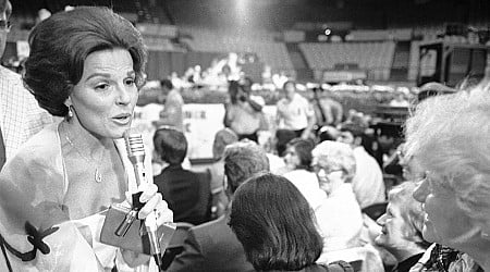 Anita Bryant, singer who opposed gay rights, dies