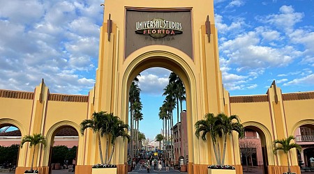 VIDEO: Universal Studios Florida Debuts New Entrance Music Loop