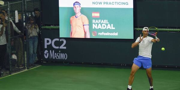 Rafa Nadal lo intenta de nuevo: mide su lastimado físico ante Raonic