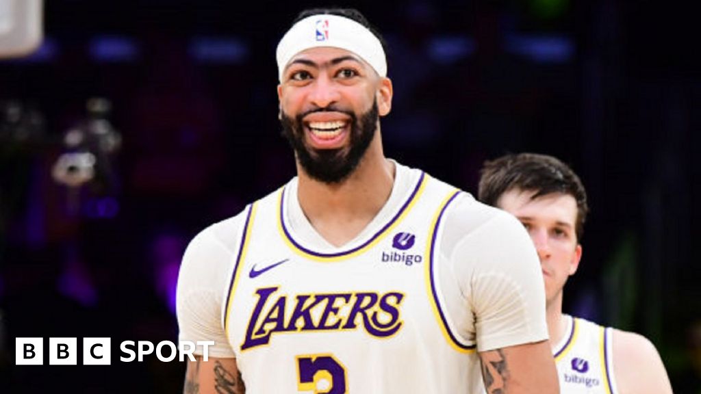 Davis makes NBA history as Lakers beat Timberwolves