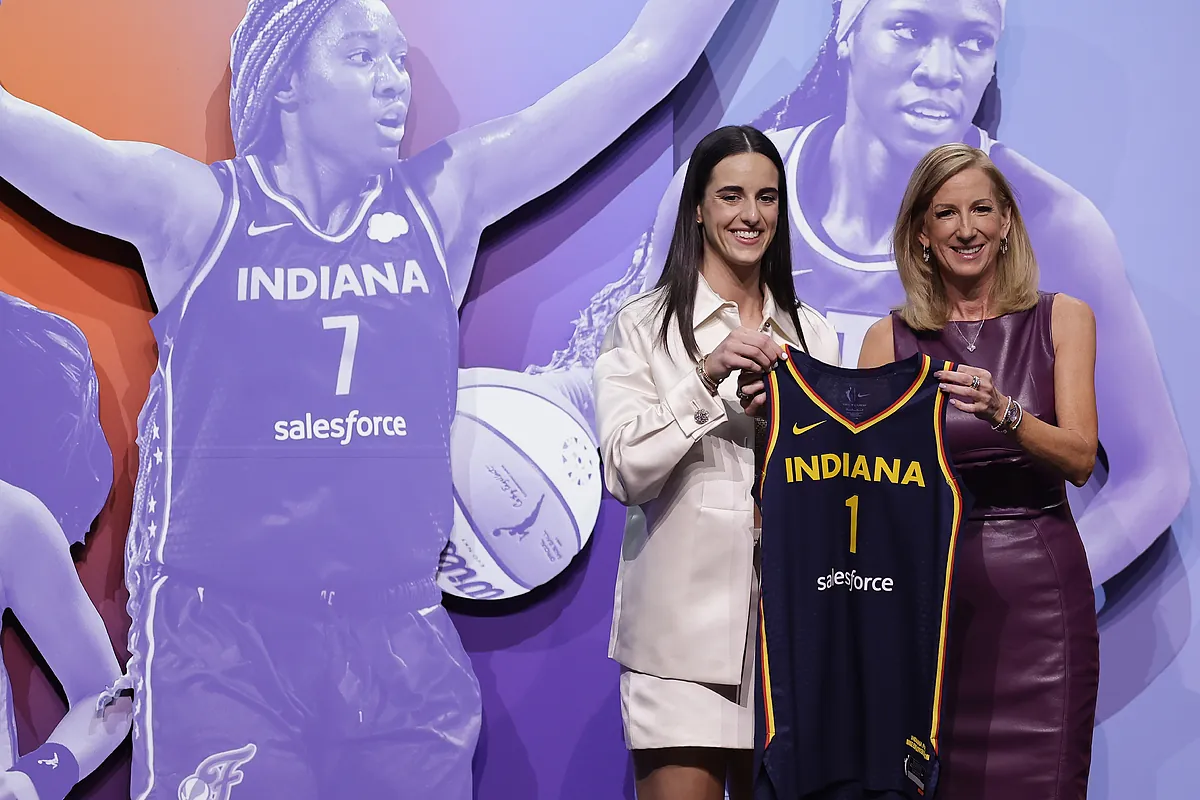 La revolución Caitlin Clark llega a la WNBA