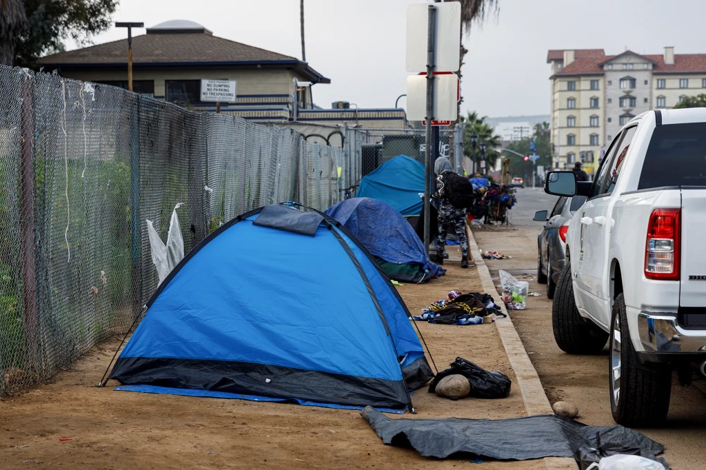 Democrats kill California homeless encampments ban, again