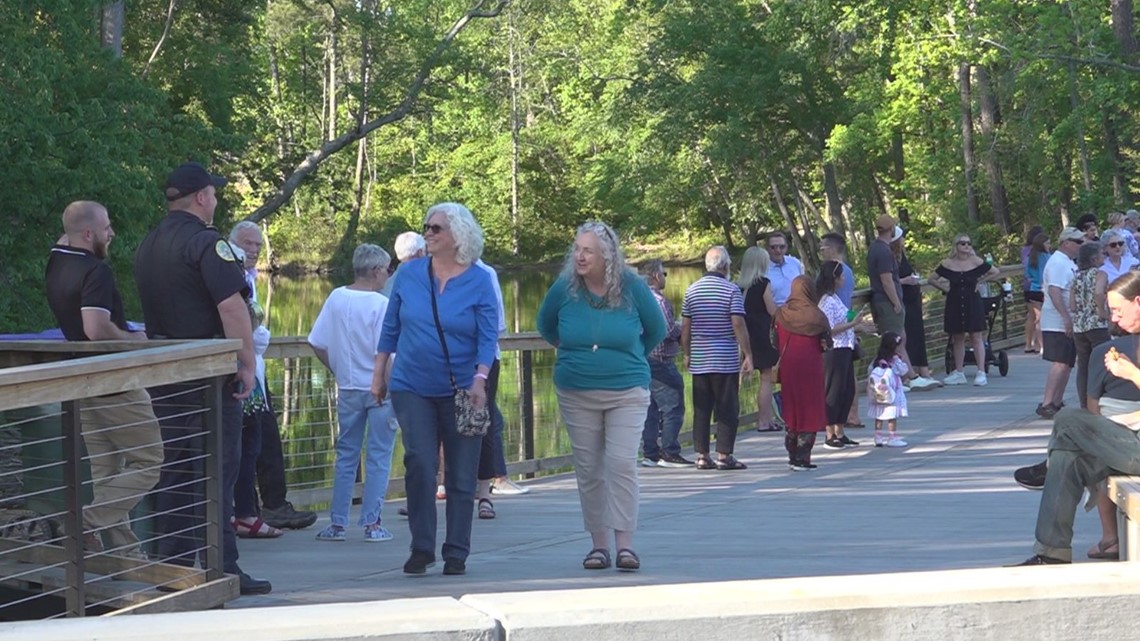 Gills Creek Memorial Park opens in Forest Acres