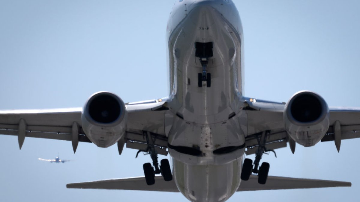 Two planes nearly collide at Reagan National Airport in Virginia
