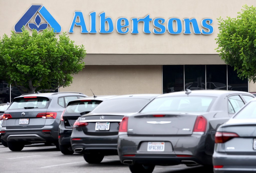 63 Albertsons in California to be sold to C&S Wholesale if Kroger merger OK’d