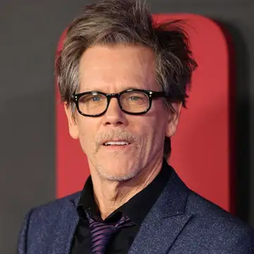 Kevin Bacon Returns to High School Where ‘Footloose’ Was Filmed After Student Campaign