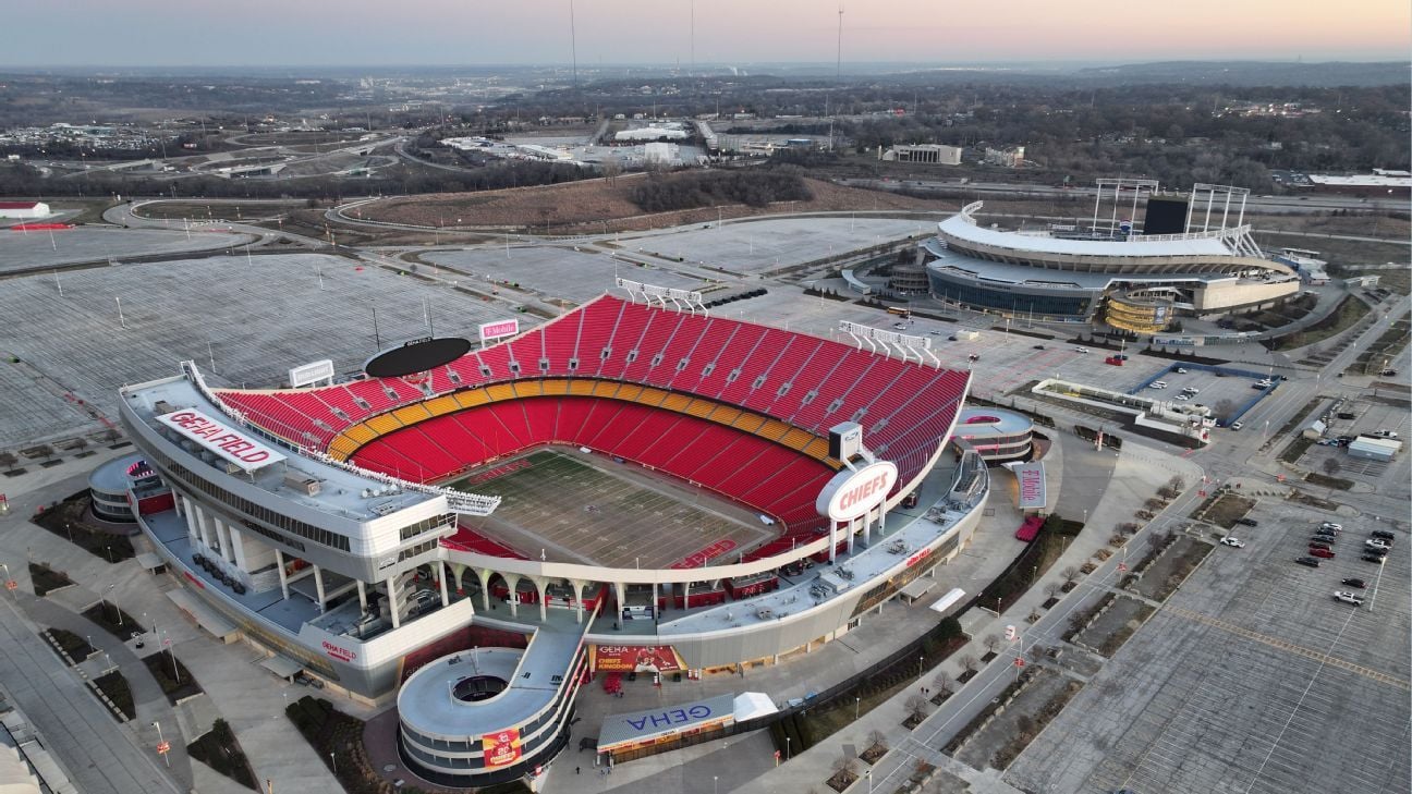 Voters reject stadium tax for Royals and Chiefs