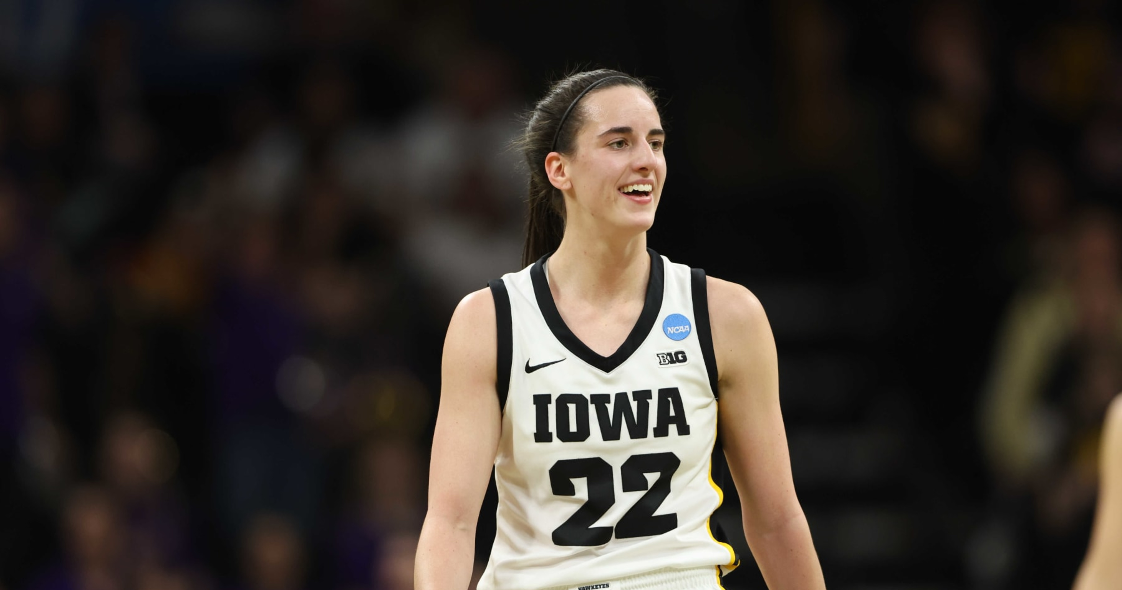 NCAA Women's Basketball Tournament 2024: Odds, Picks for Monday's Bracket