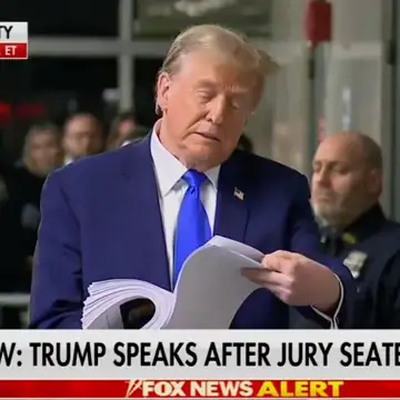 Donald Trump Defends Himself With Giant Stack of Printed-Out News Stories: ‘That’s a Nice Headline, I’d Like to Read That One Too’