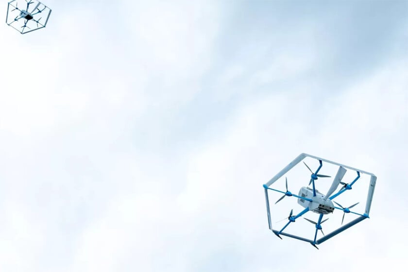 Amazon empezó a repartir productos con drones hace dos años. Todavía no sabemos si es un éxito o un fracaso
