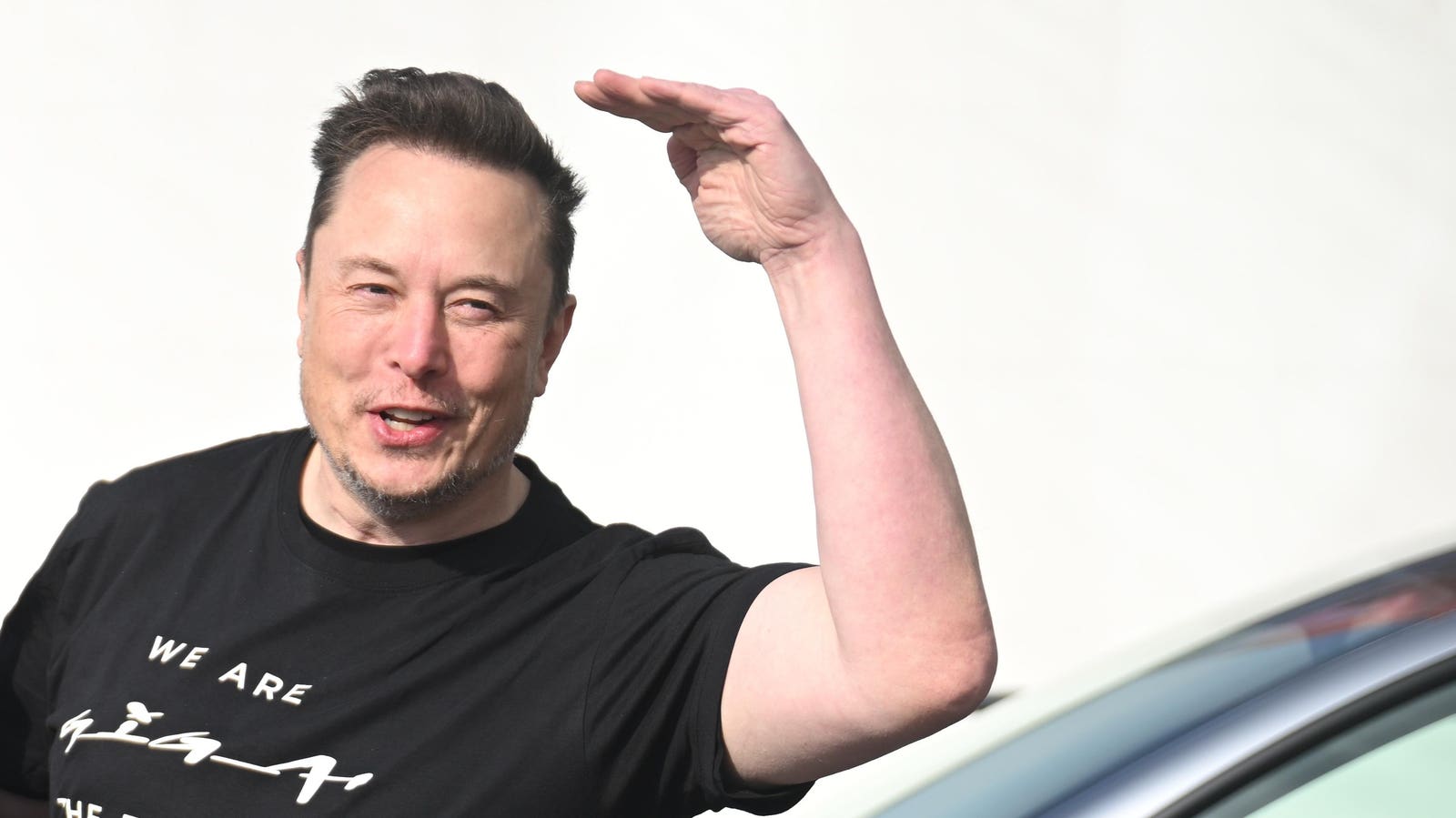 Tesla Wants Musk’s $41 Billion Pay Package Reinstated Despite Recent Headaches