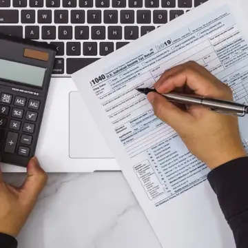 IRS tax deadline extensions are available in these states