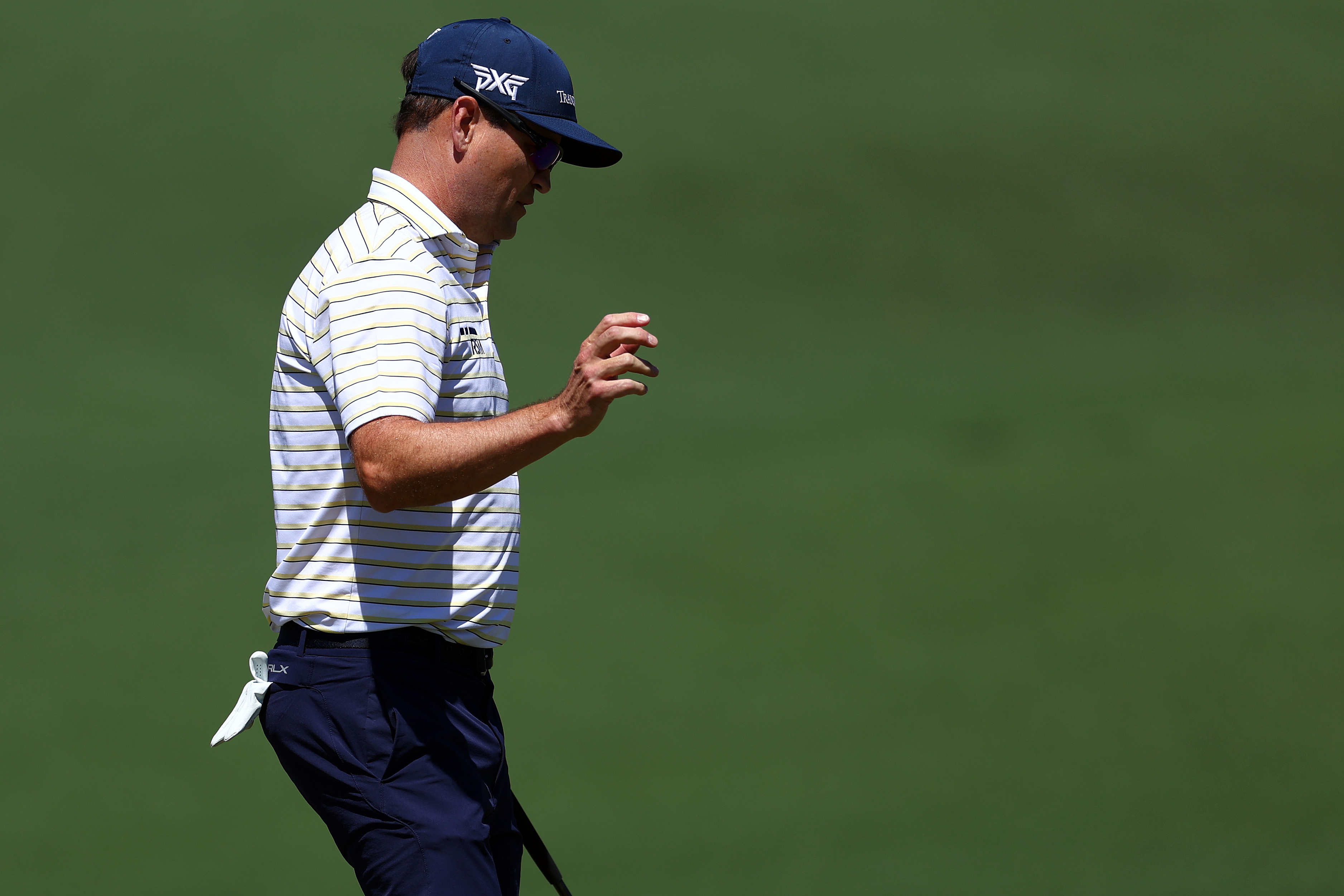 Masters Tournament: Zach Johnson Appears to Tell Fans to 'F*** Off' After Missing Putt