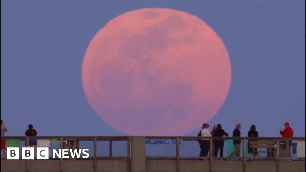 See images of the Pink Moon spotted across the US