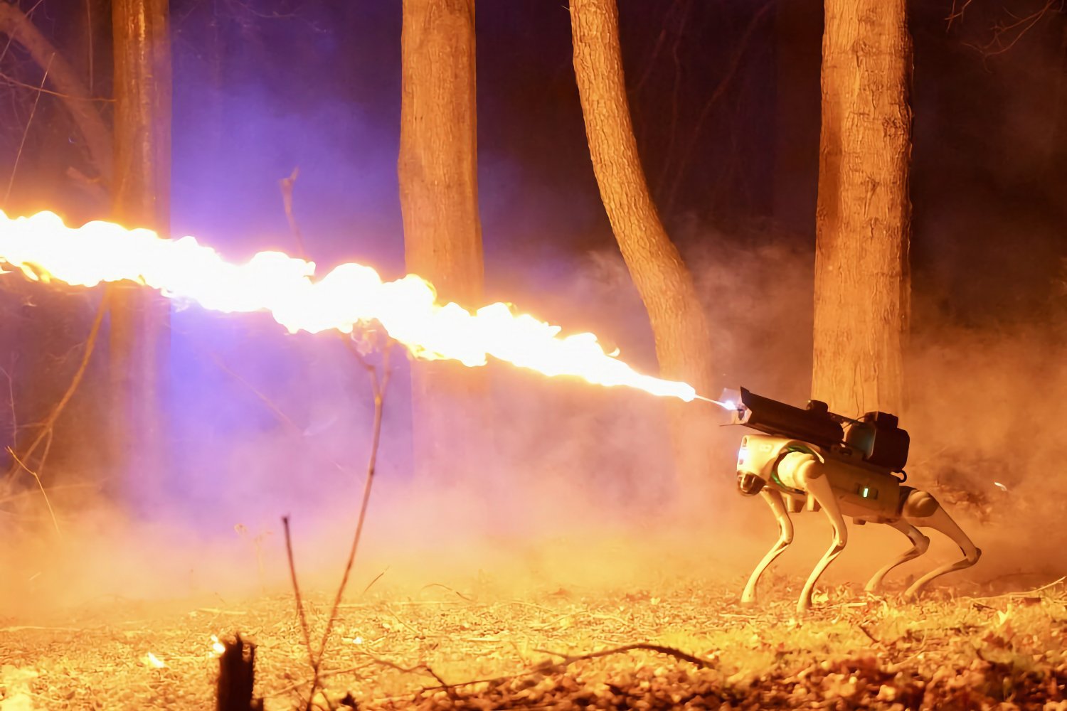 Ce chien robot met le feu, littéralement