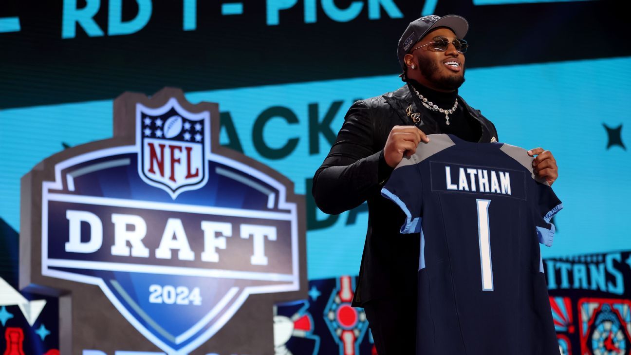 'You win the game in the trenches': Why the Titans turned down trade requests on draft day