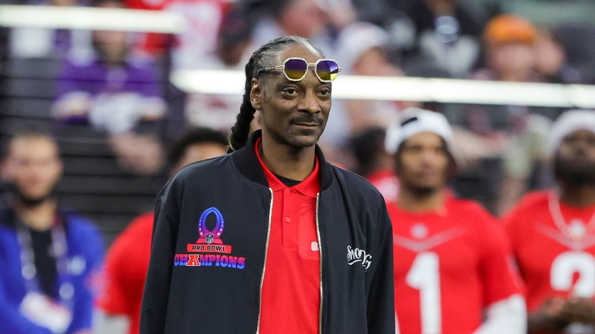 Snoop Dogg becomes new Arizona Bowl sponsor