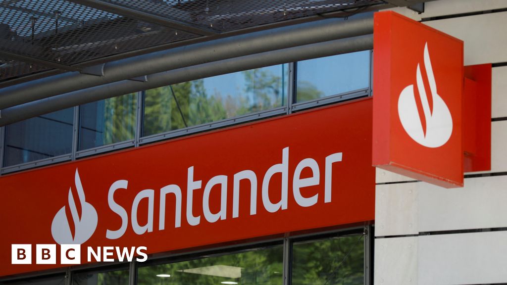 All Santander staff and '30 million' customers hacked