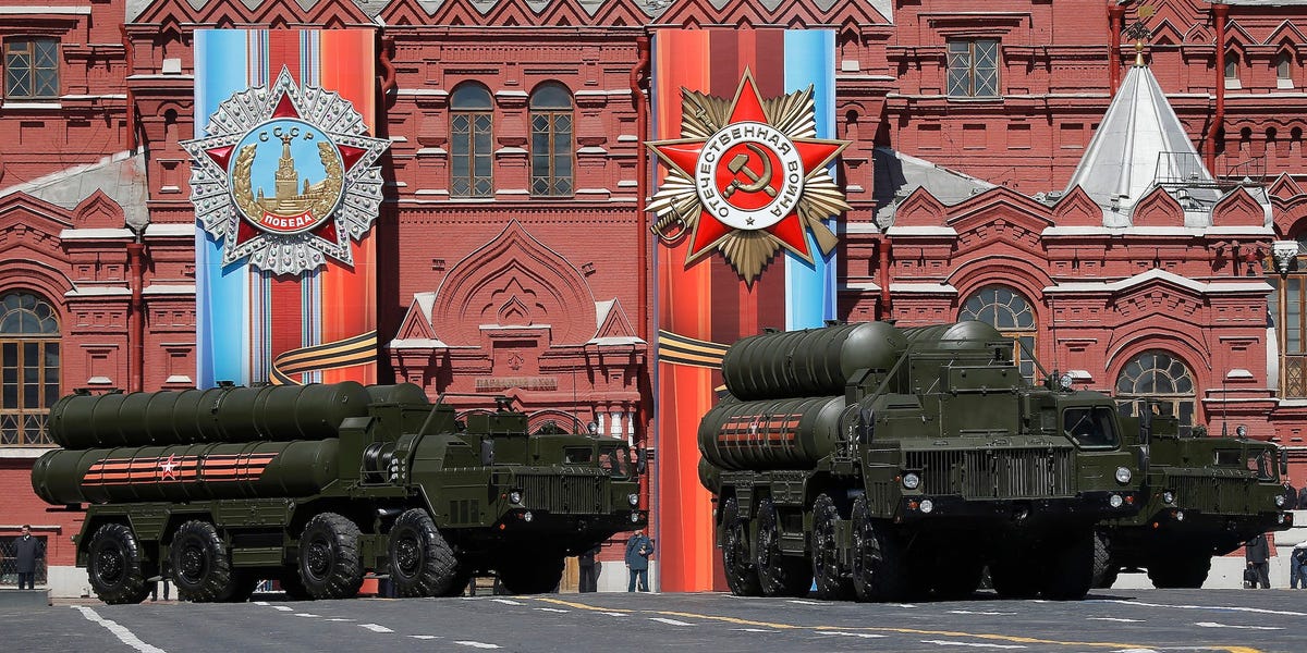 Russia's fearsome S-400 air-defense system isn't quite living up to the hype in Ukraine