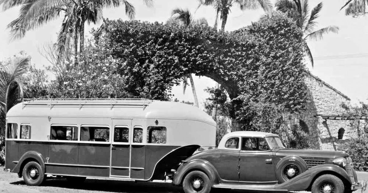 Vintage Photos of Curtiss Aerocar Travel Trailers From the 1920s and 1930s