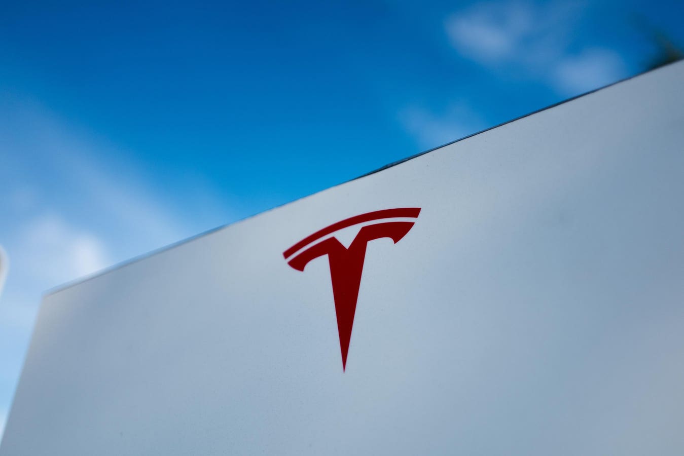 Tesla Semi Is On Track For A 2026 Launch. Will It Help Tesla’s Underperforming Stock?