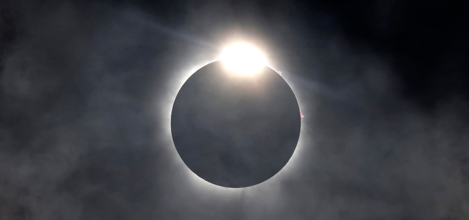 What The Total Solar Eclipse Really Looked Like Exactly A Month Ago