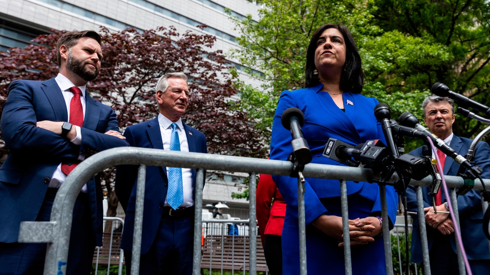 Trump allies, potential VP contenders flock to Manhattan courthouse